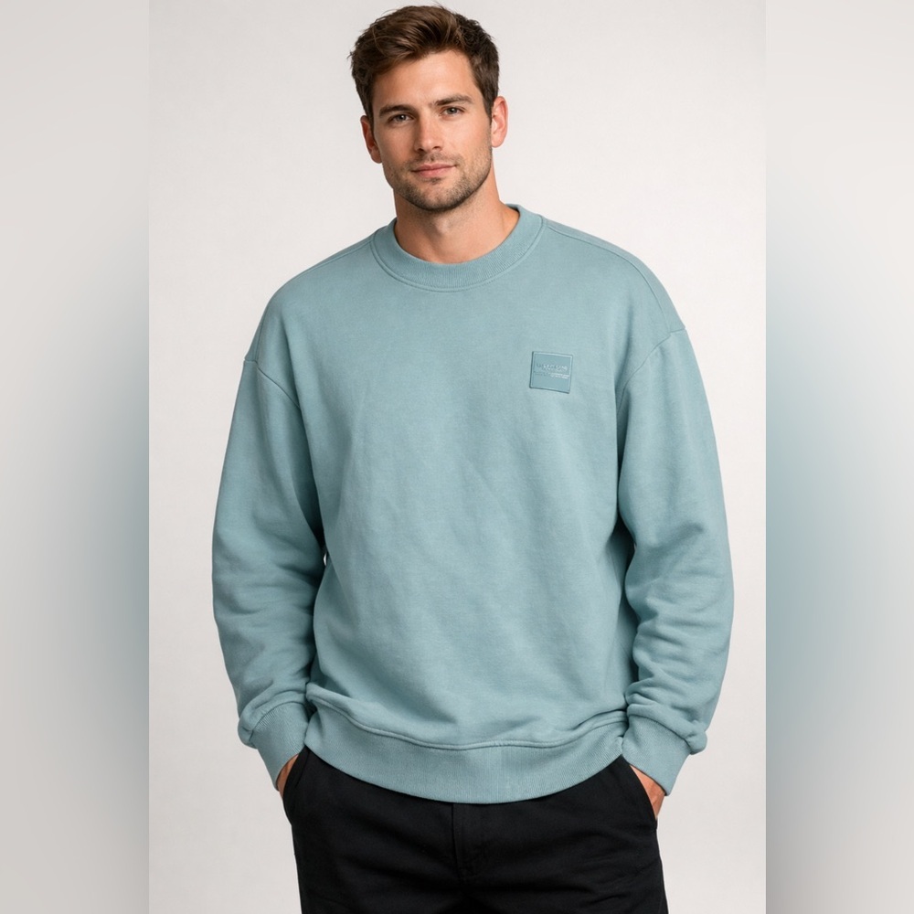 H&M Men's Mint Green Crewneck Sweater.      Size-Medium